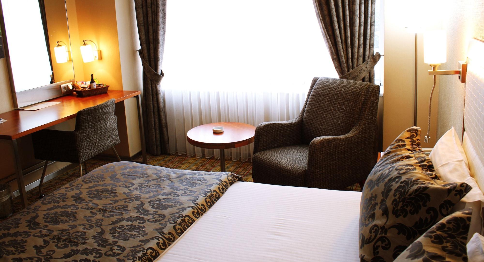Hotel Houston アンカラ エクステリア 写真