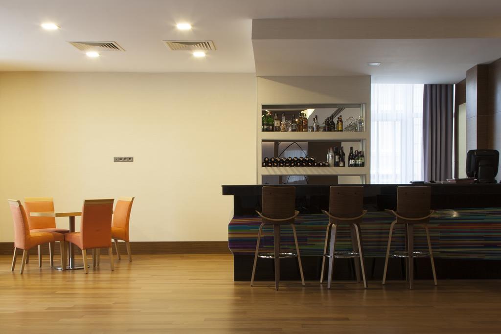 Hotel Houston アンカラ エクステリア 写真